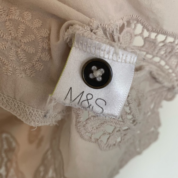 Beige Scallop Shirt - Picture 4 of 7